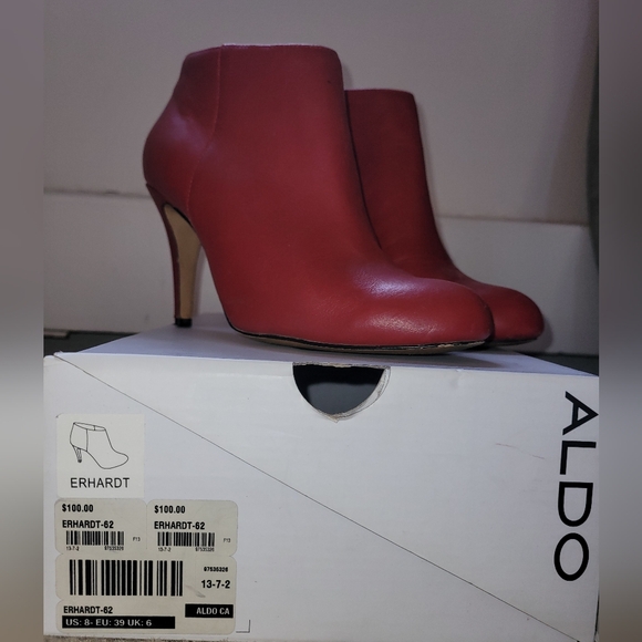 Fall 2013 Aldo Erhardt booties, real leather, red, fits size 7. - Picture 3 of 7